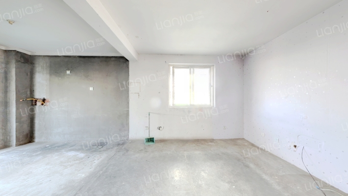 怡园新苑二手房实景图