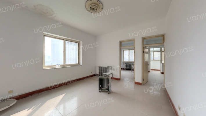 锦纶厂家属院二手房实景图