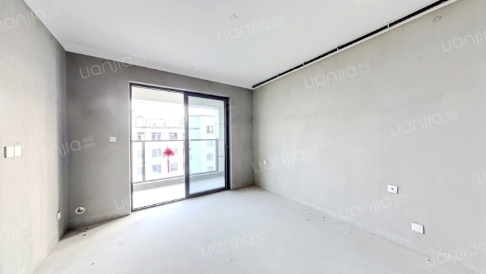 横辉景苑二手房实景图