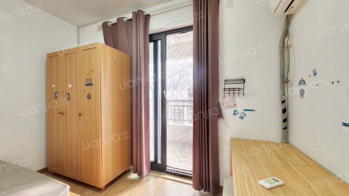 融科天域二手房实景图