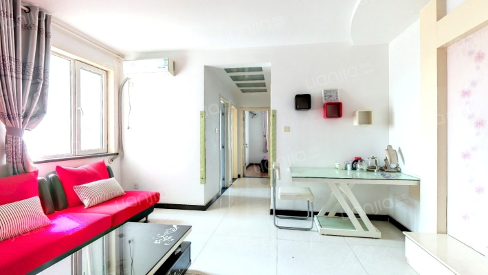 出售天保丽景双塔区朝阳户型，精致装修二居室-客厅