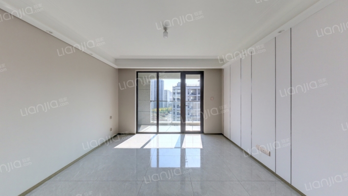 融创蓝天壹號二手房实景图