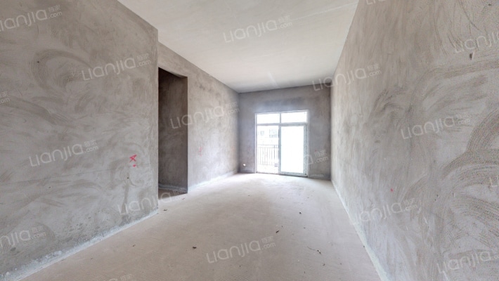 龙润尚城C区二手房实景图