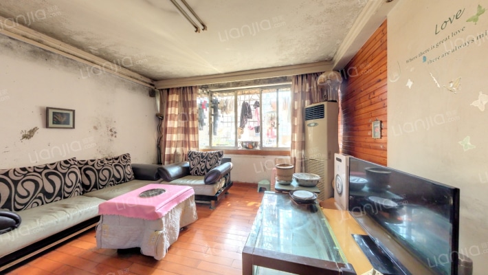 阳光小区二手房实景图