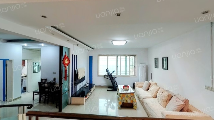 八中住宅楼二手房实景图