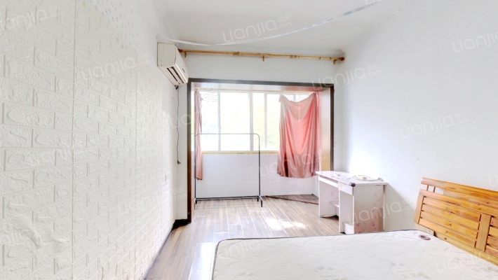 红花村25号二手房实景图