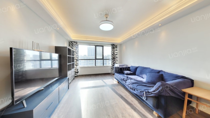 绿城郁金香岸二手房实景图