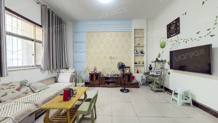 解放路四巷二手房实景图