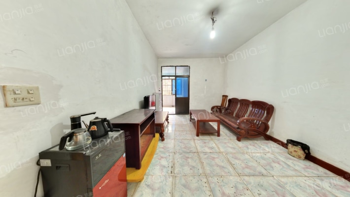 西湖巷19号院二手房实景图