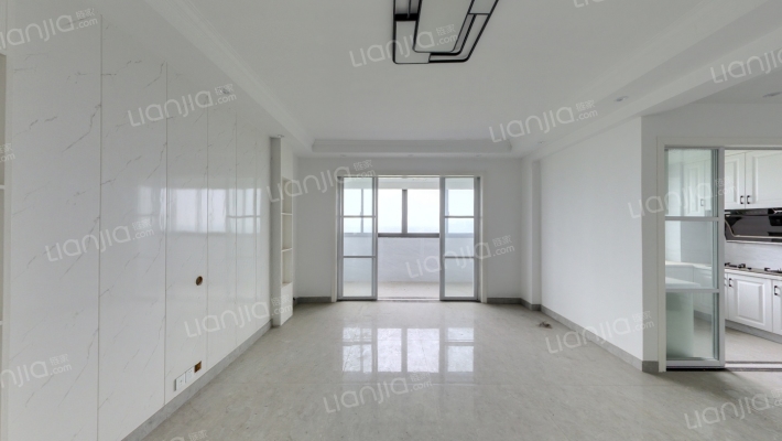 三港嘉苑北区二手房实景图