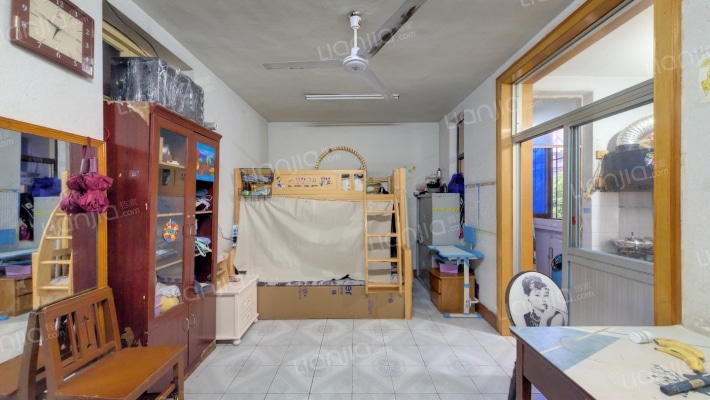 青海疗养院二手房实景图