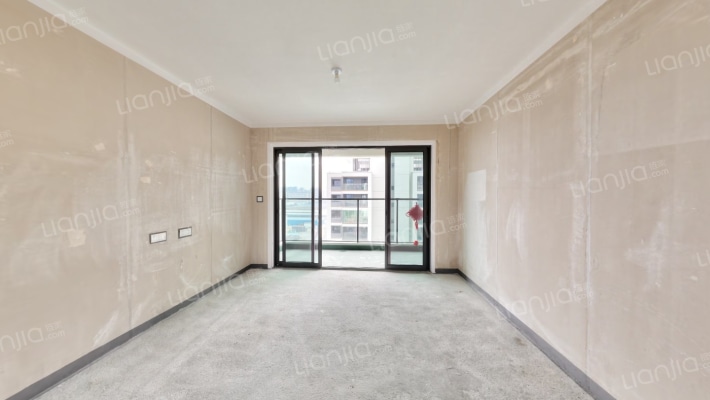 三一云谷二期二手房实景图