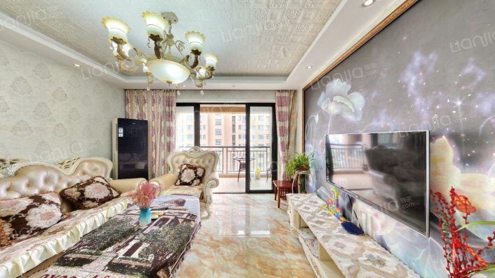 经纬美耀湾二手房实景图