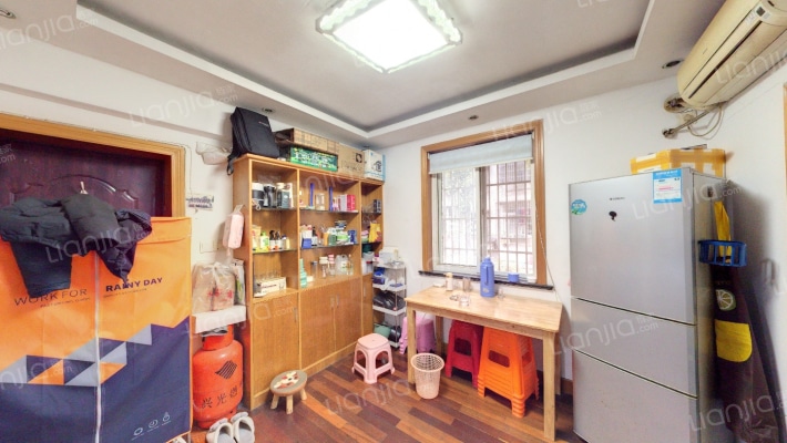 北极星村二手房实景图