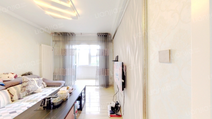 七四三七工厂家属院二手房实景图