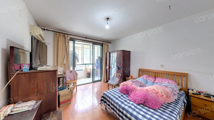 飞碟苑二手房实景图