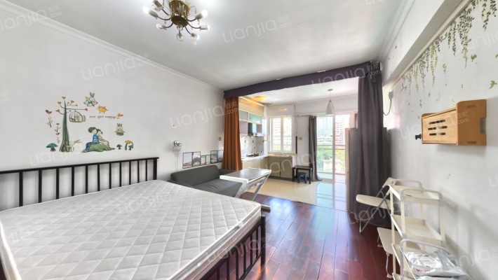 德意居二手房实景图