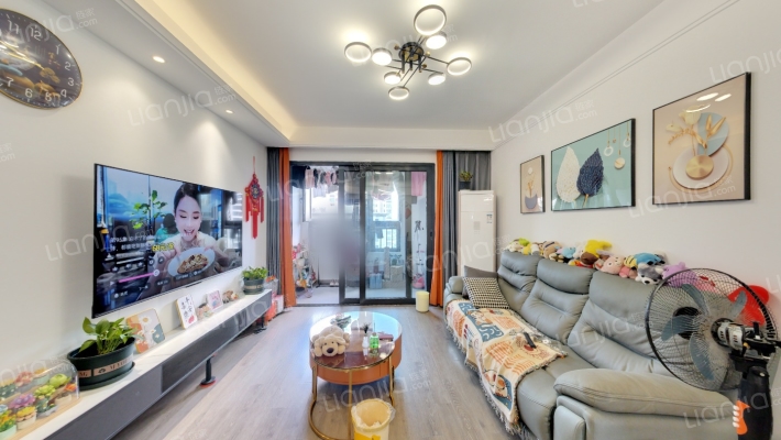 越秀悦映澜庭二手房实景图