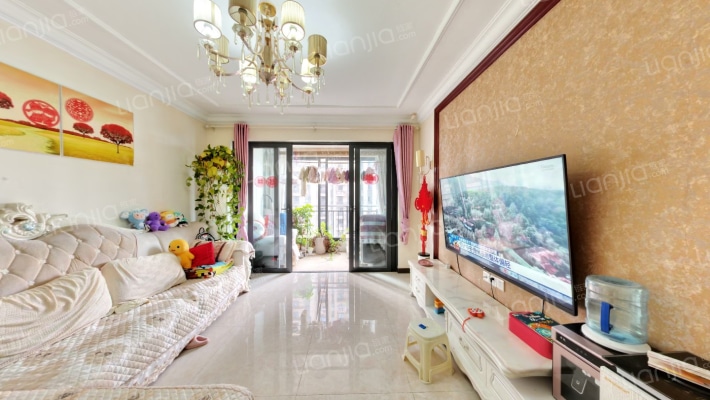 恒大翡翠华庭二手房实景图