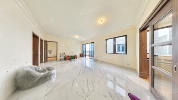 碧桂园凤凰湾右里苑二手房实景图