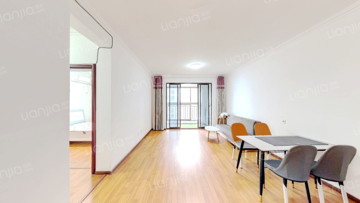 新城吾悦华府一期二手房实景图