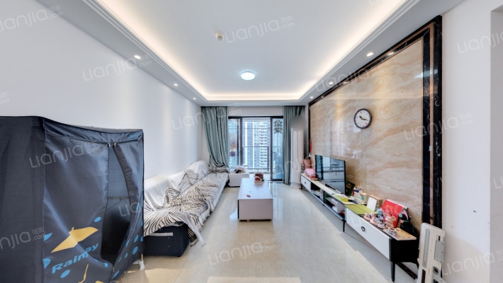 宏宇天御江畔二手房实景图