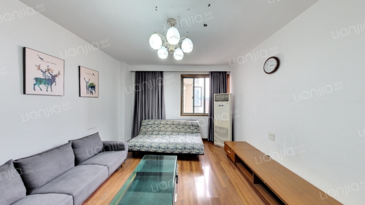 嘉绿名苑二手房实景图