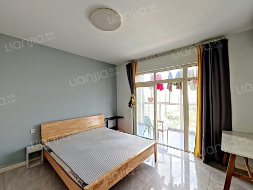 合租·兴想花园 4居室 东南卧