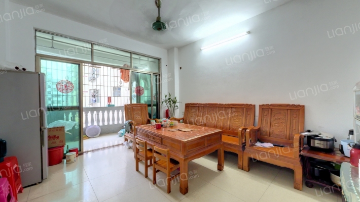 诚信街左三巷16号二手房实景图