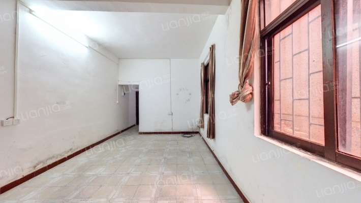 南边西街二巷二手房实景图