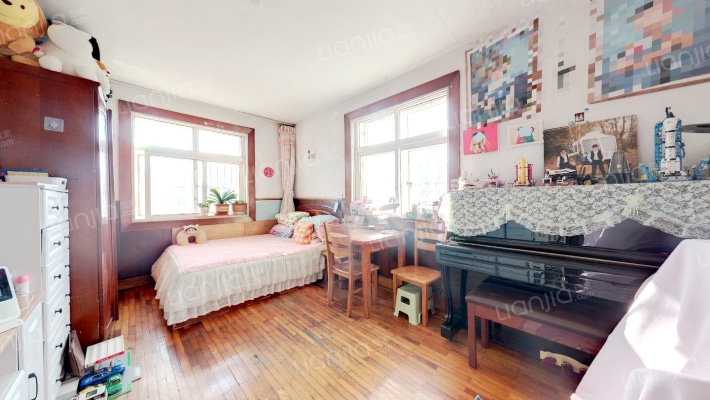 延安三路（市北）二手房实景图