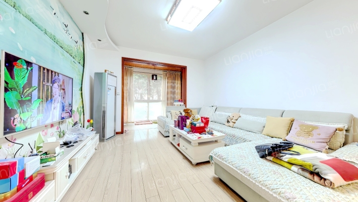 经典华庭二手房实景图