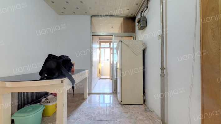 五院小区二手房实景图