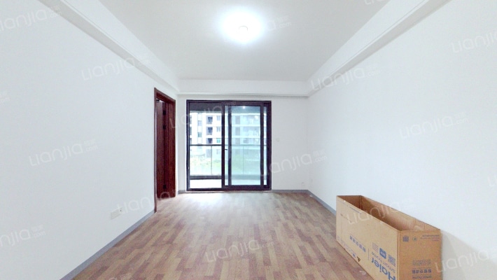 融信招商兴望轩二手房实景图