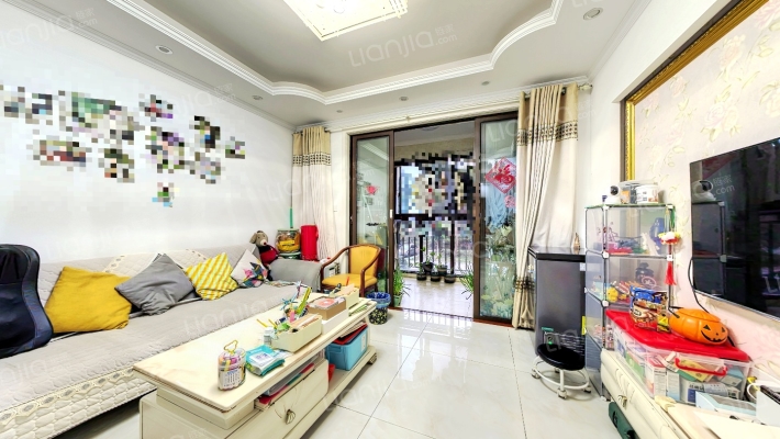 万宇名都花园二手房实景图