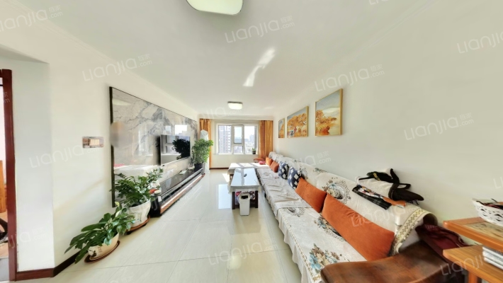 亚泰樱花苑二手房实景图