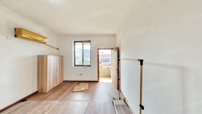 利民新村二手房实景图