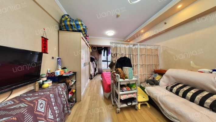 银座时代广场二手房实景图