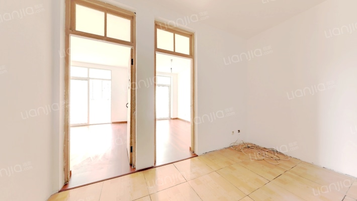 金程公寓二手房实景图