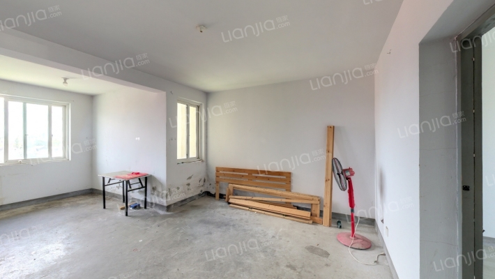 新贤润苑二手房实景图