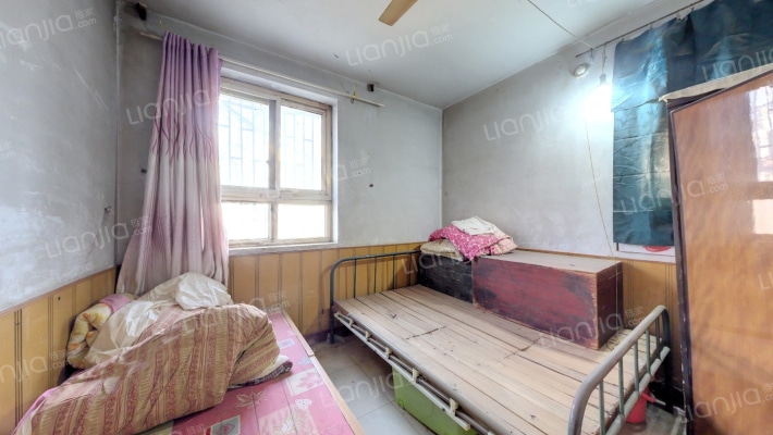 东门里社区市第三幼儿园家属院二手房实景图