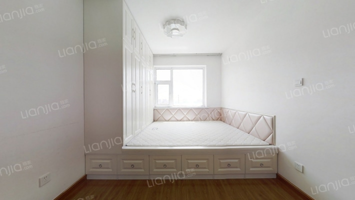 栖乐荟府二手房实景图