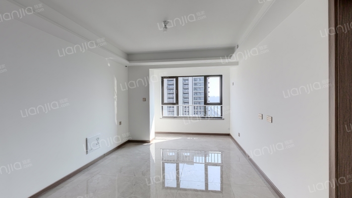 万科时代之光二手房实景图