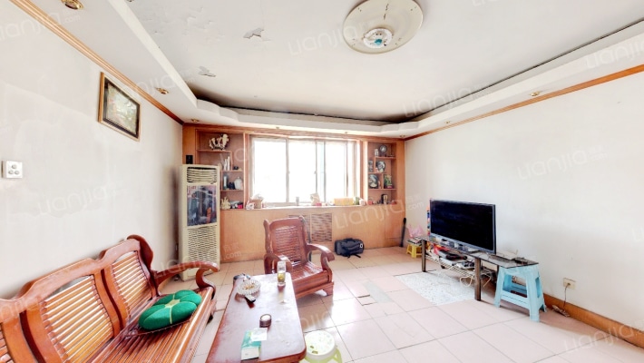 电厂生活区二手房实景图