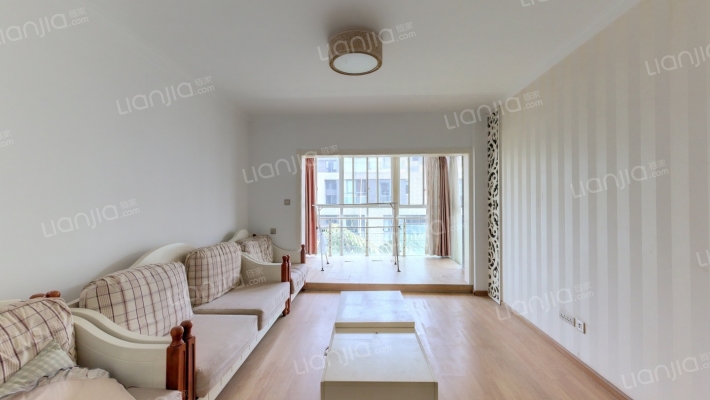 滇池卫城尚层二手房实景图