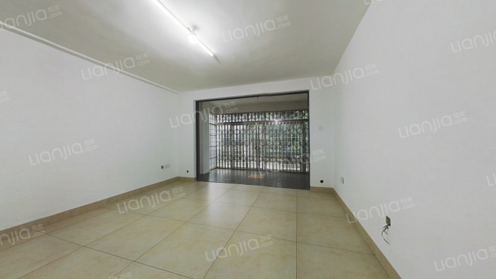 荣和山水美地3组团自由湾二手房实景图