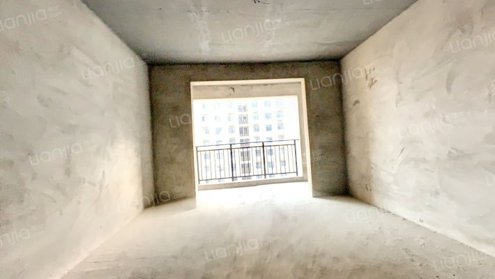 紫悦华府二手房实景图