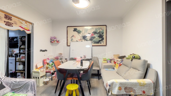 乳品厂宿舍二手房实景图