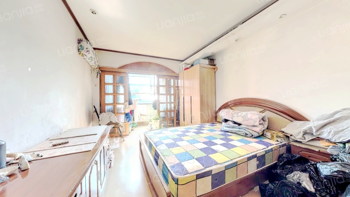 花卉小区二手房实景图