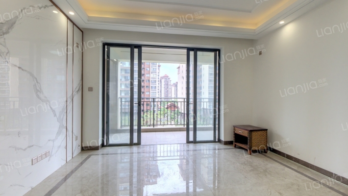 南海幸福汇三期二手房实景图